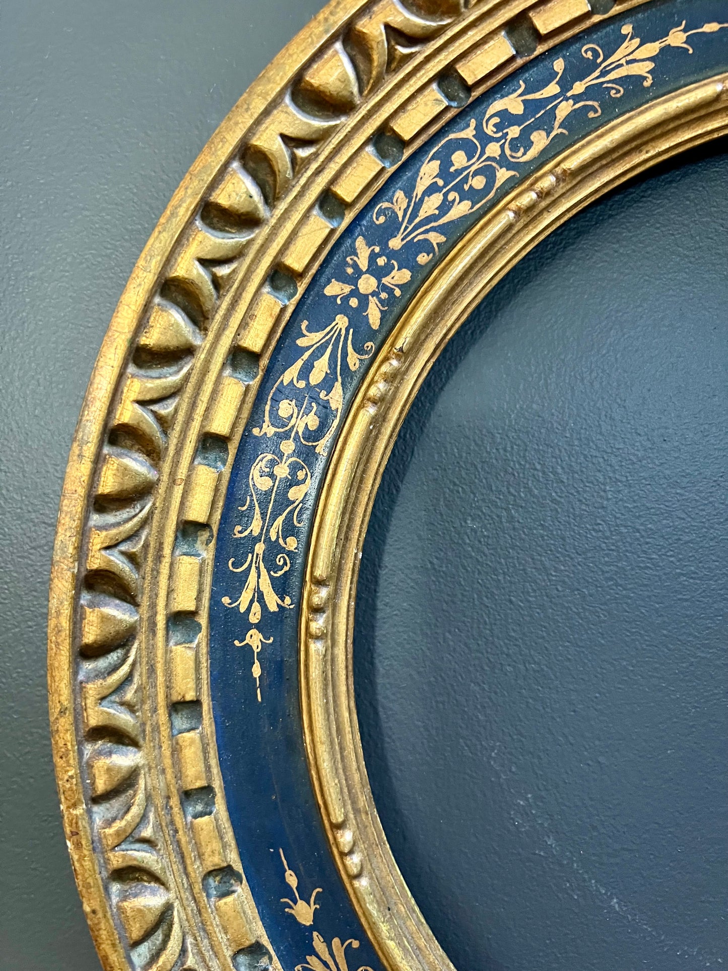 Antique Florentine Round Hand Painted Timber Frame