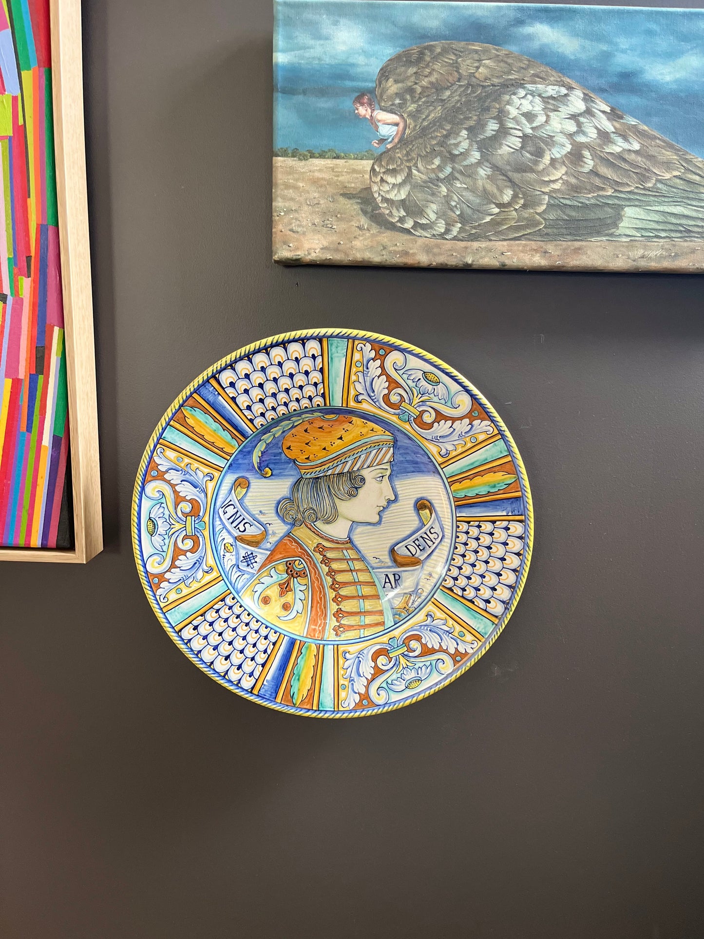 Italian large round platter from Deruta