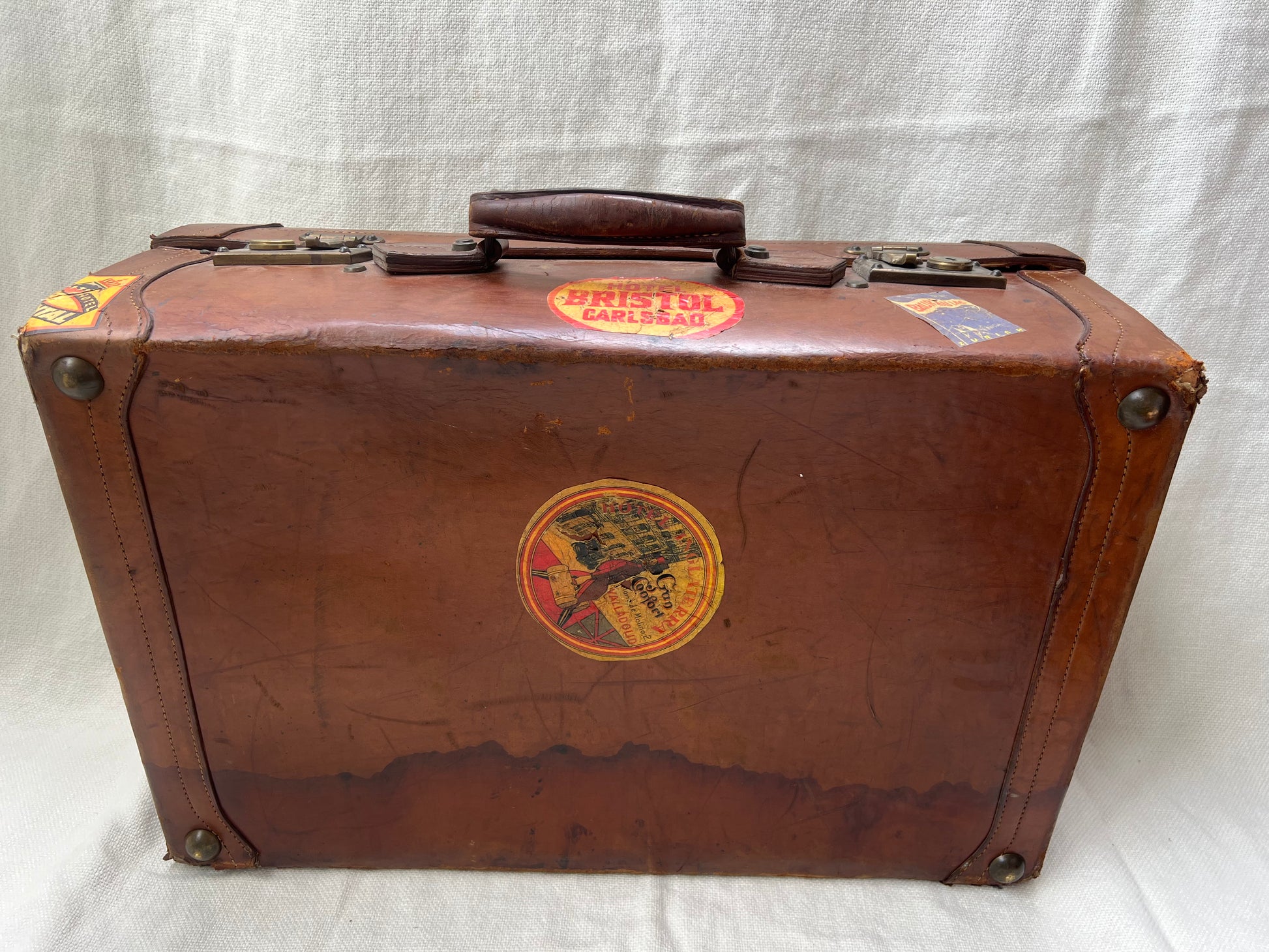 Large Grand Tour of Europe Leather Suitcase | roam. Global Treasures